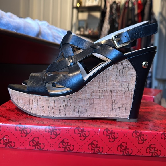 Guess Black Leather Wedges - Picture 2 of 6